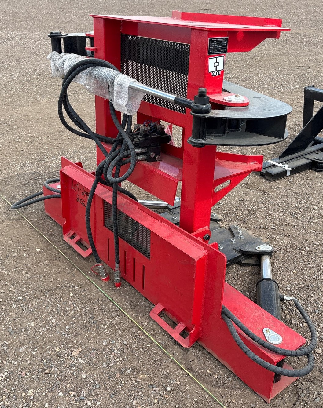 GIYI GY-TS75 Hydraulic Skid Steer Tree Shear