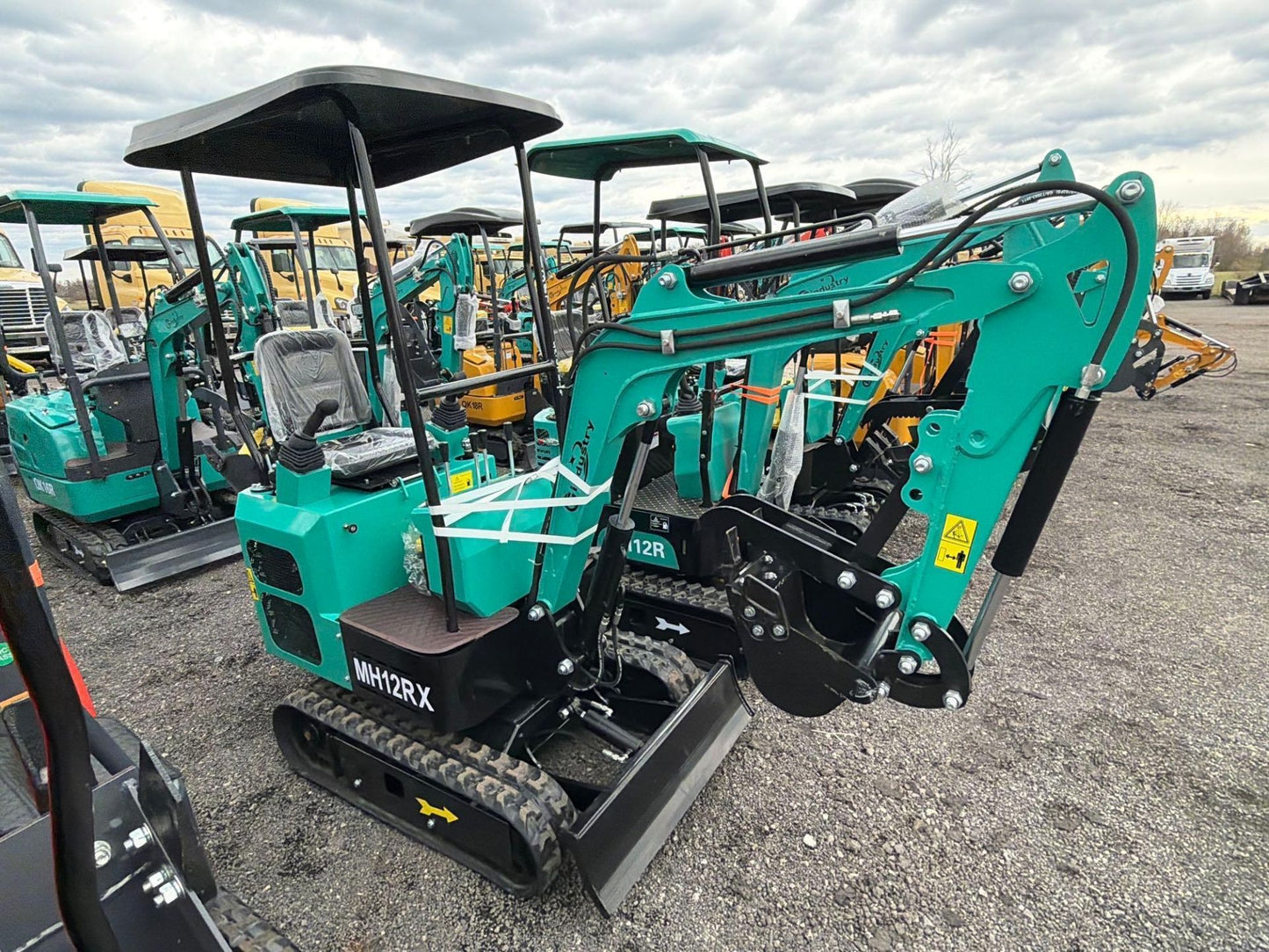 2025 CFG MH12RX Hydraulic Excavatior