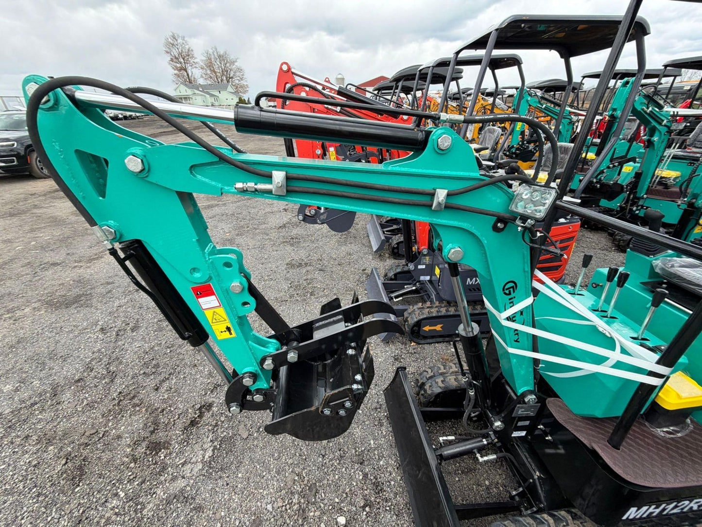 2025 CFG MH12RX Hydraulic Excavatior